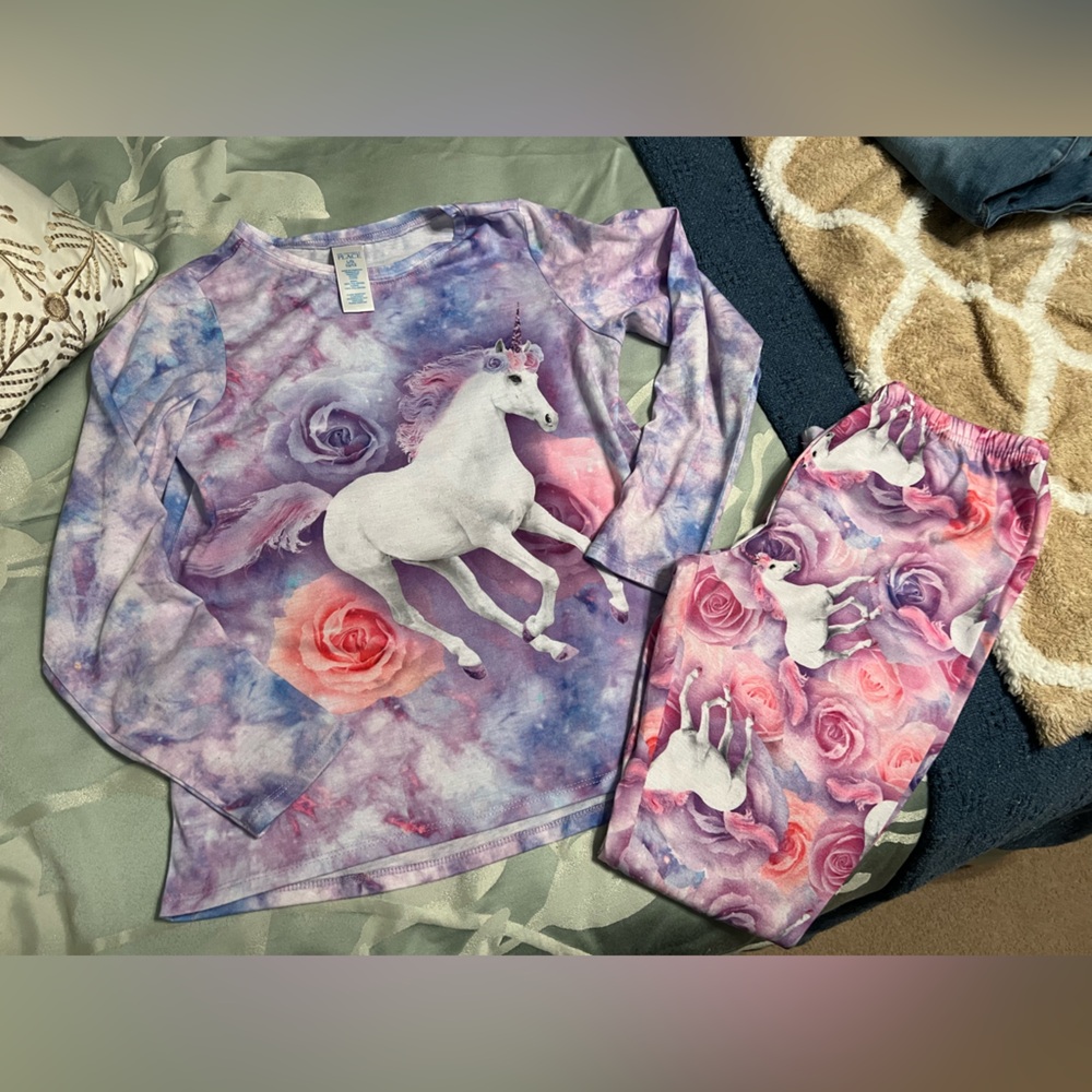 The children's place Unicorn Kids Pajamas Set Purple and Pink large 10/12 girls